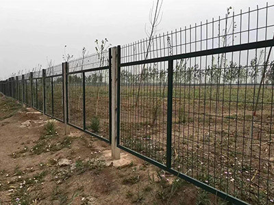 鐵路防護柵欄圖片2